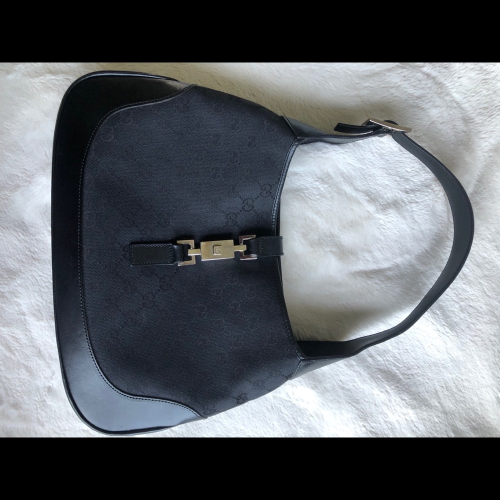 Authentic Vintage Gucci Jackie with Silver Hardware - Picture 6 of 15